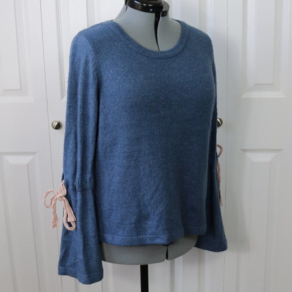 Octavia Sweater Bell Sleeves Size Extra Large